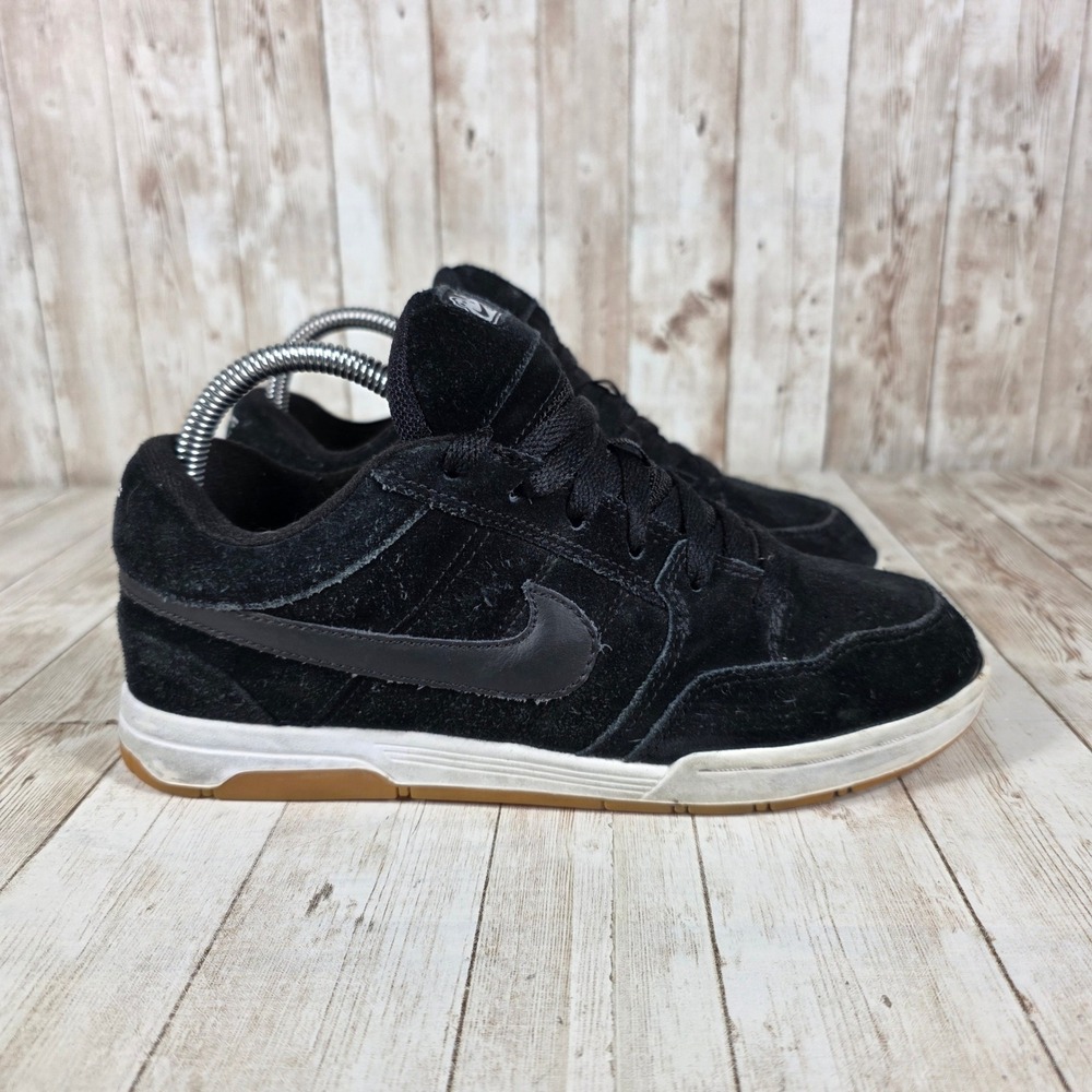 Nike 6.0 Mavrk Low 2 Black Suede Skate Shoes Sneakers Youth Size 5.5Y